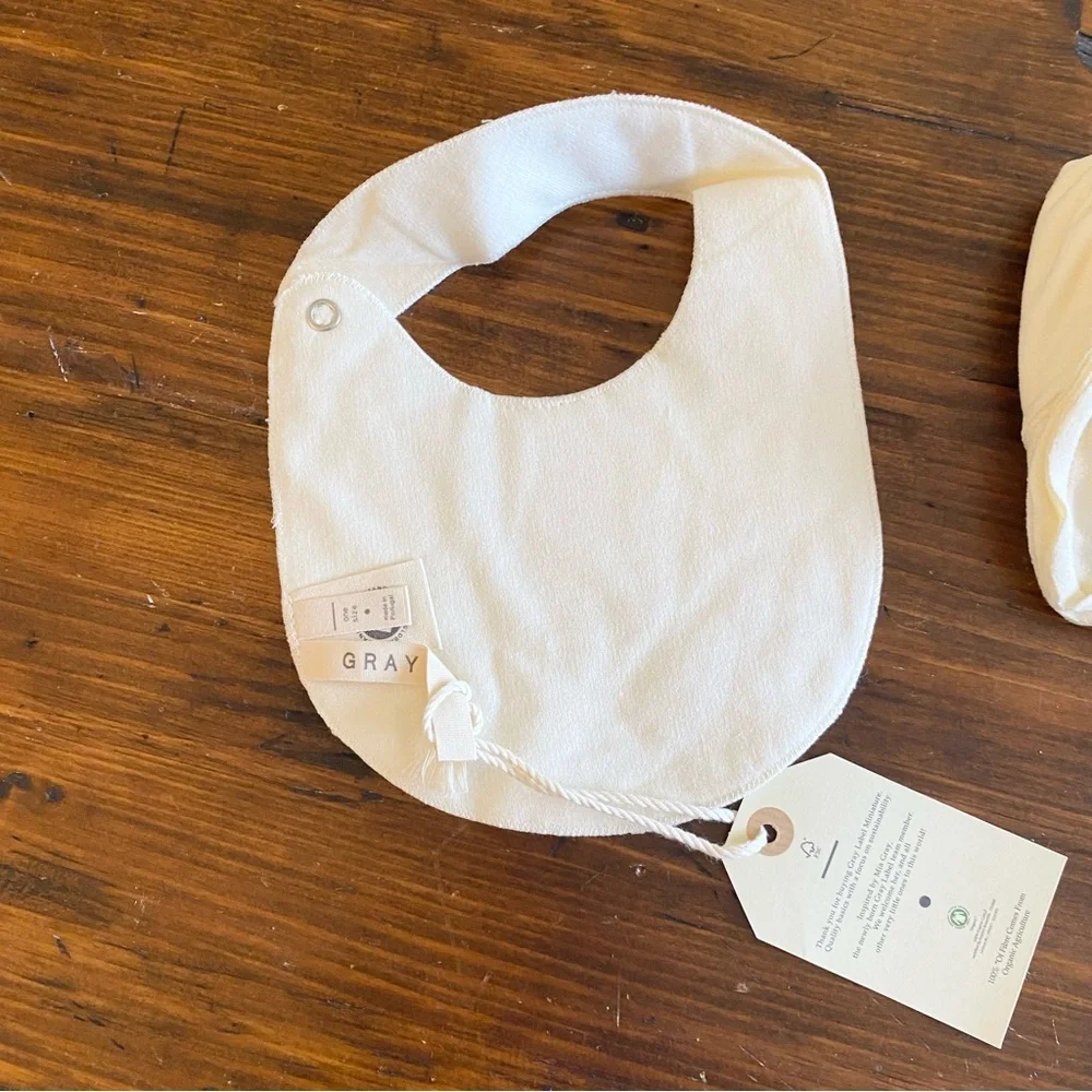 NWT Gray Label Booties 6-12M And Bib Set Cream Baby 100% Organic Cotton